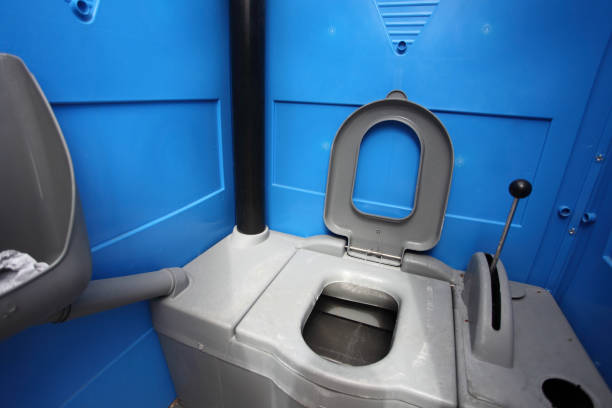 Best Portable Restroom Removal and Pickup  in Oelwein, IA