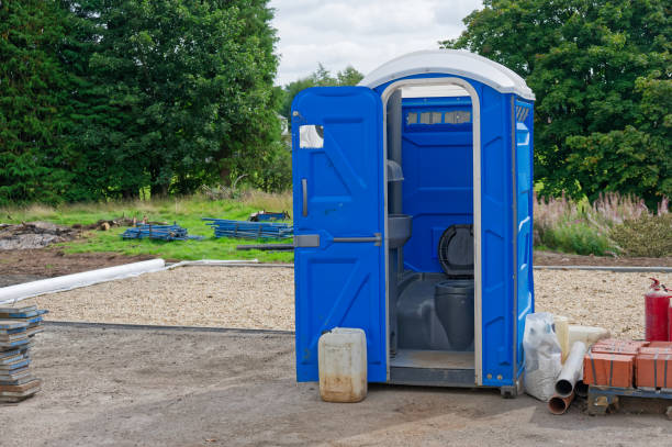 Best Event Portable Toilet Rental  in Oelwein, IA